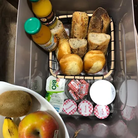 La Charmille - Cote Cour La Copechagniere