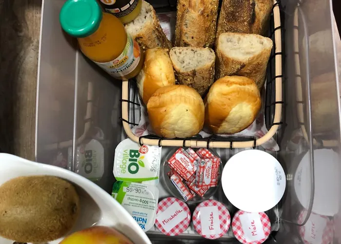 La Charmille - Cote Cour La Copechagniere